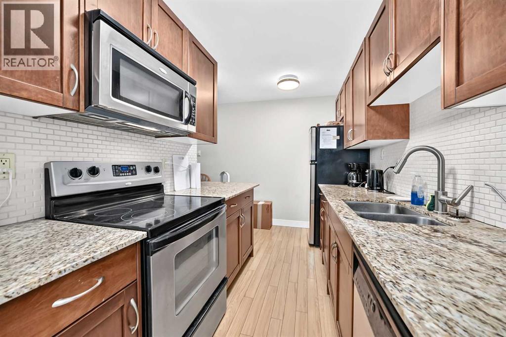 #102 824 4 Avenue NW - 3