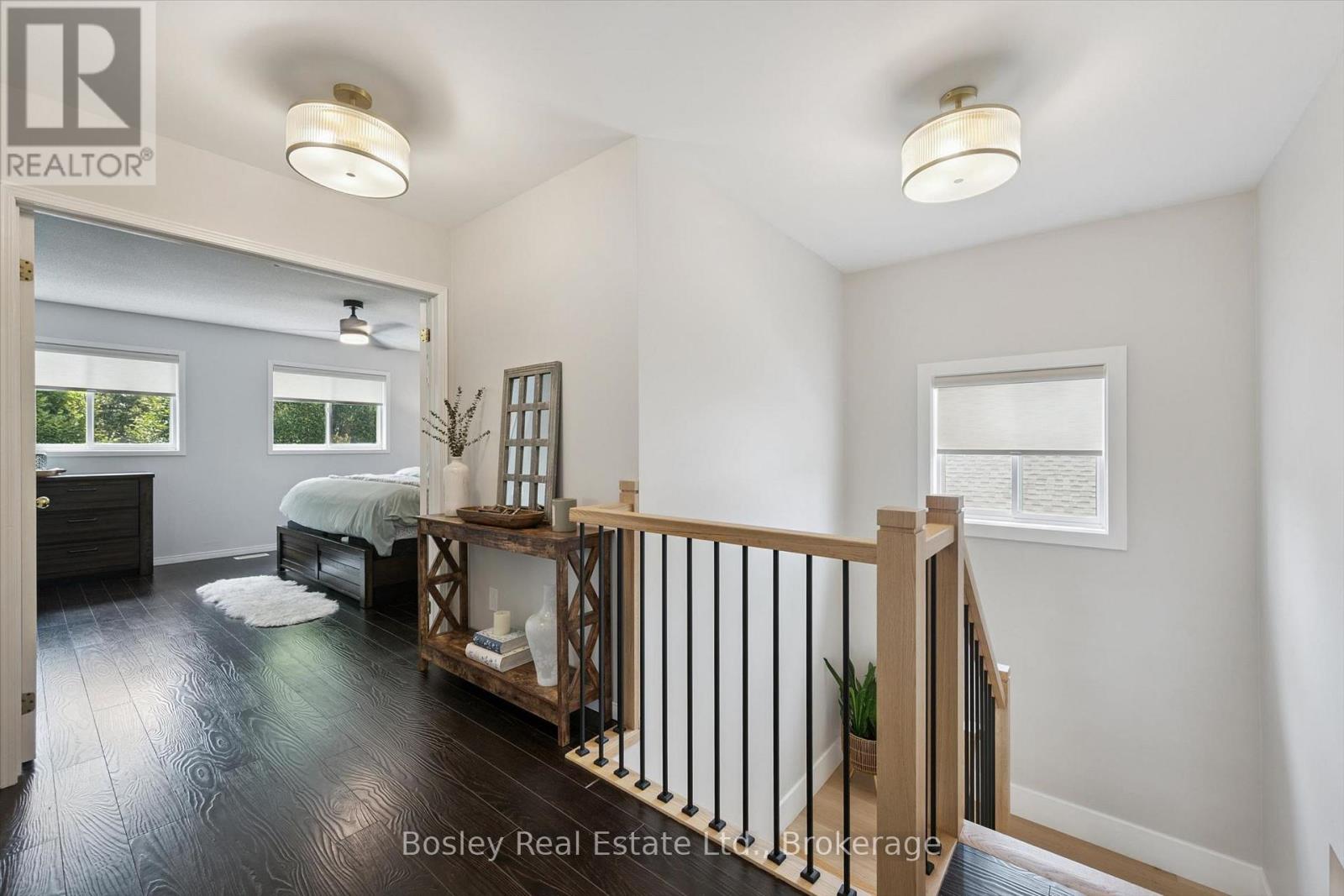 24 WATSON CRESCENT - 23