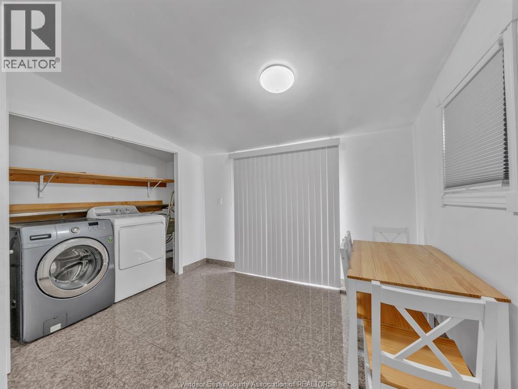 3748 WHITNEY - 16