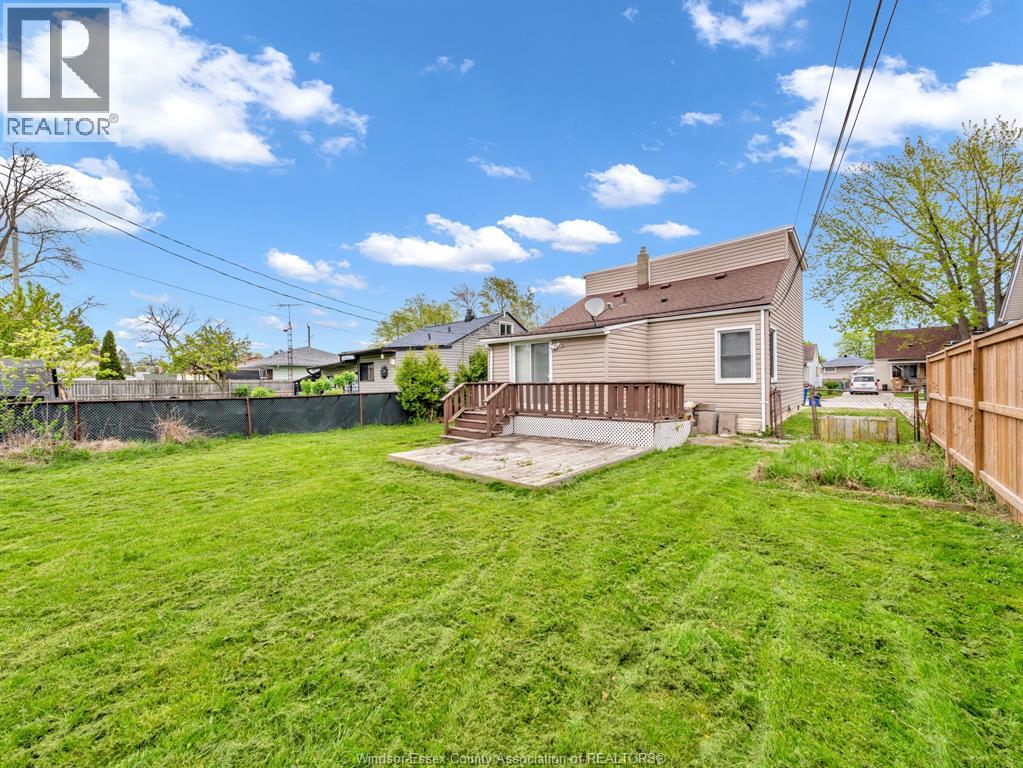 3748 WHITNEY - 6