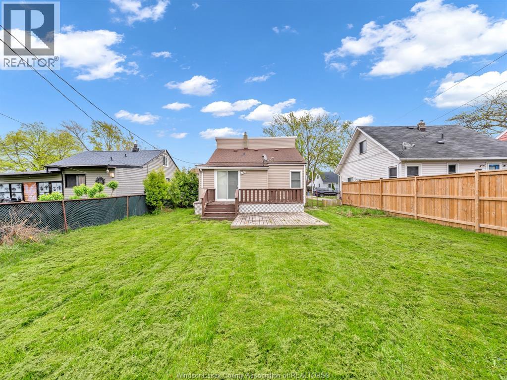 3748 WHITNEY - 7