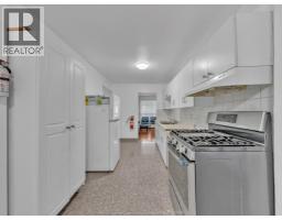 3748 Whitney, Windsor, ON N9C2C4 Photo 15