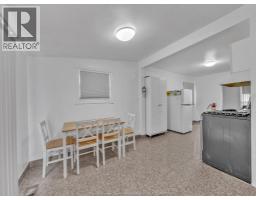 3748 Whitney, Windsor, ON N9C2C4 Photo 17