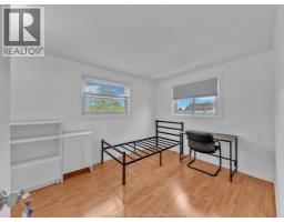 3748 Whitney, Windsor, ON N9C2C4 Photo 27
