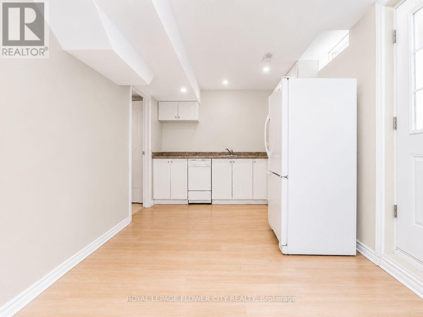 23 CLYDESDALE CIRCLE - 13