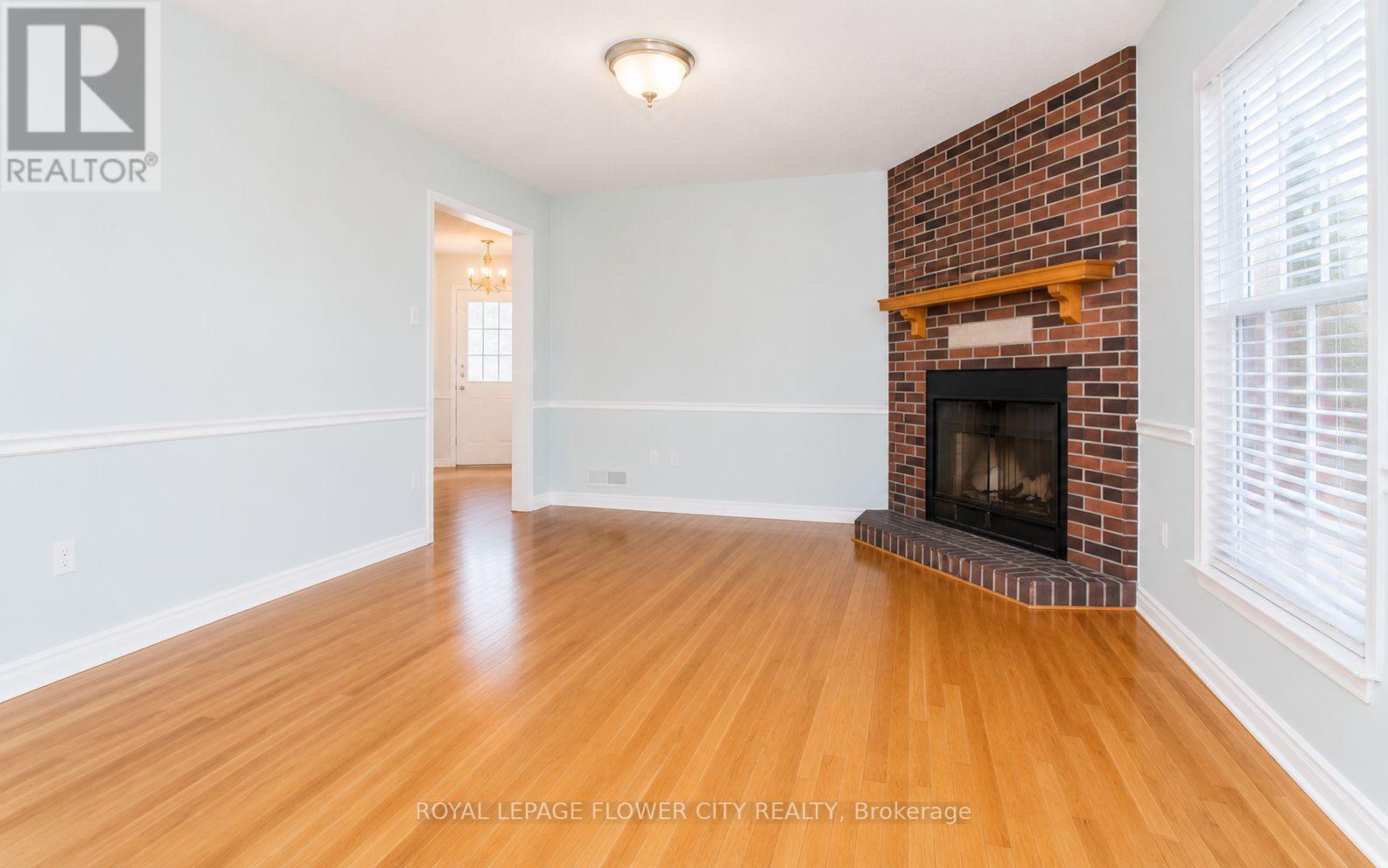 23 CLYDESDALE CIRCLE - 9