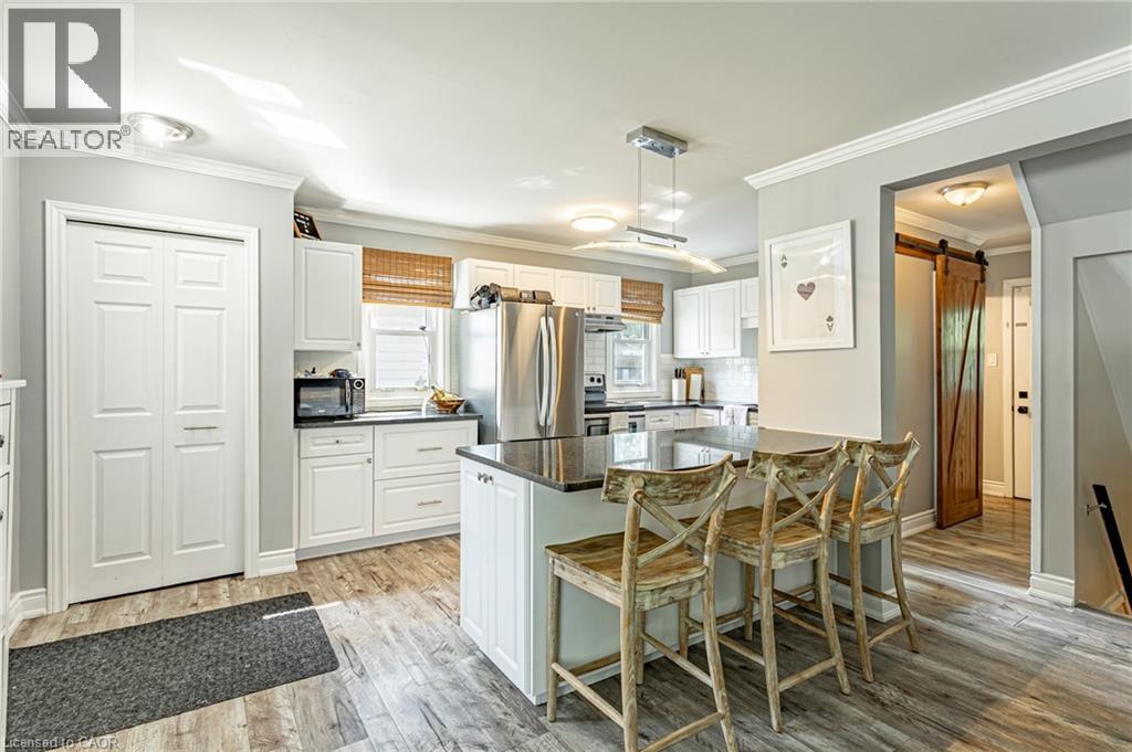 719 LANCASTER Street - 10