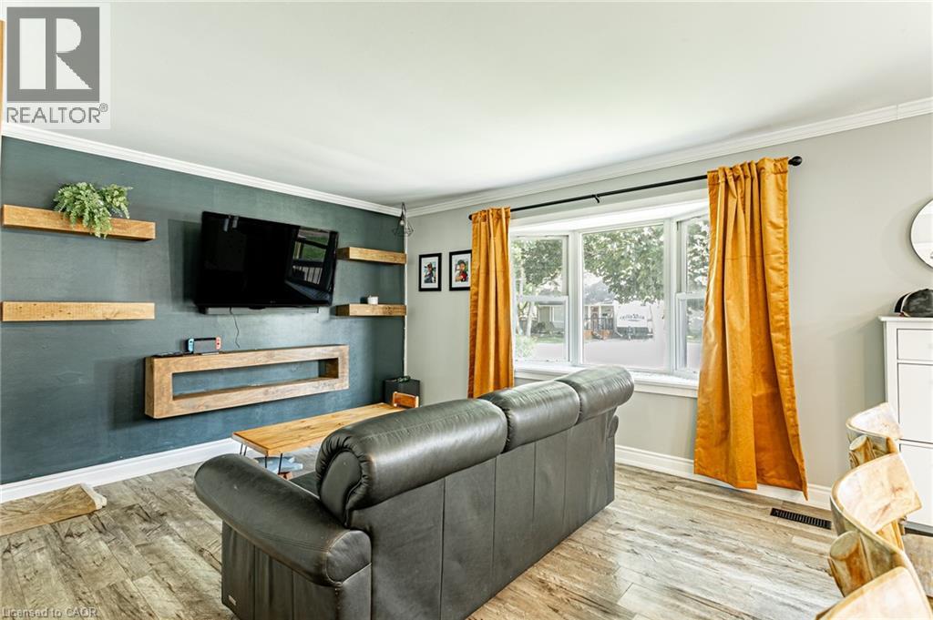 719 LANCASTER Street - 12