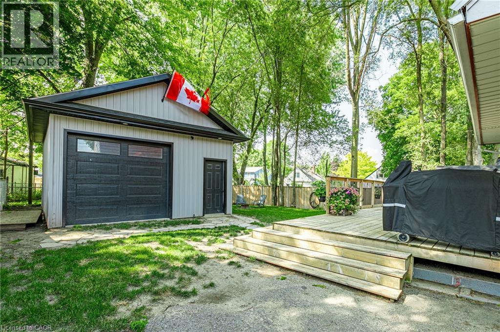719 LANCASTER Street - 4