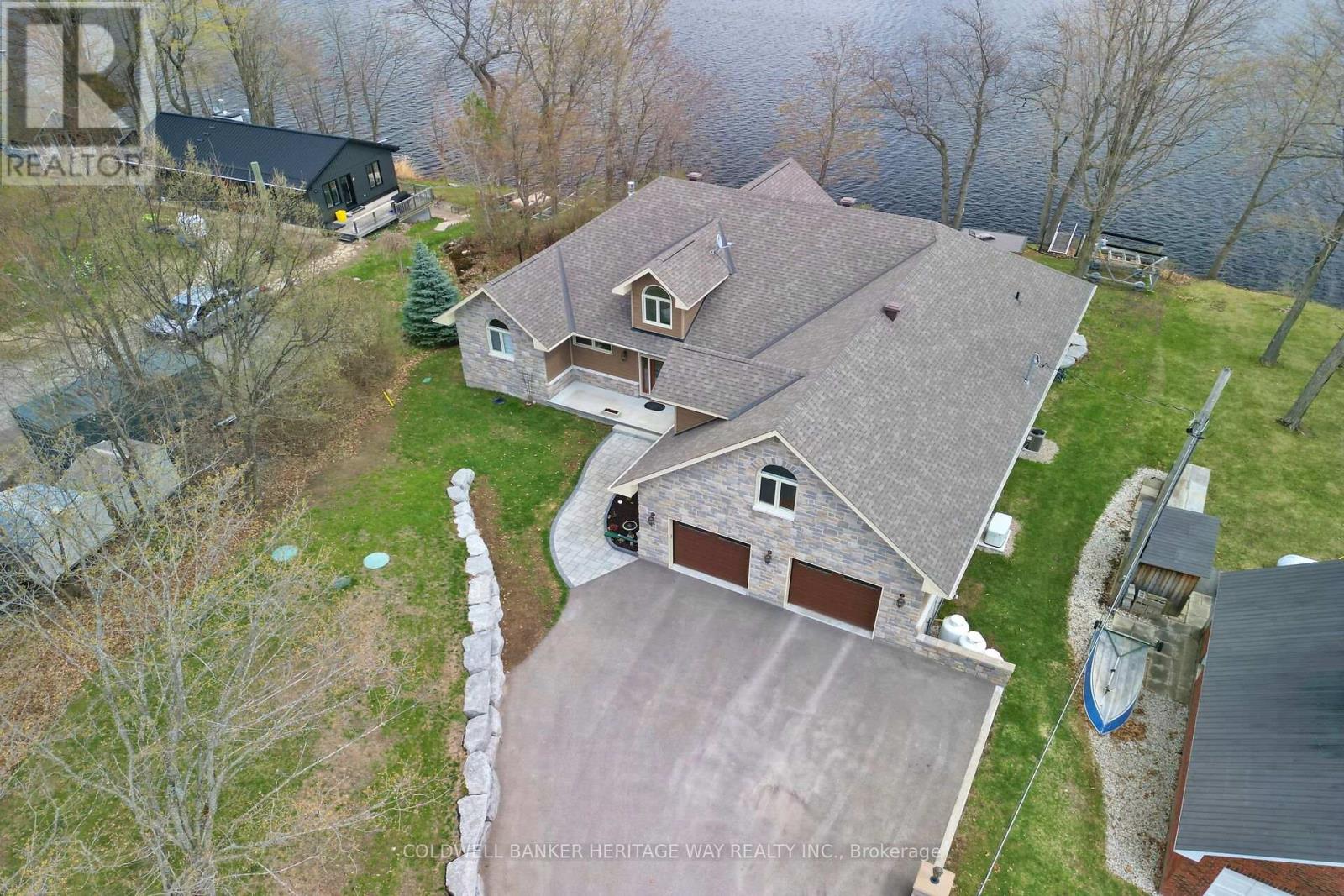 102 HERON LANE - 15