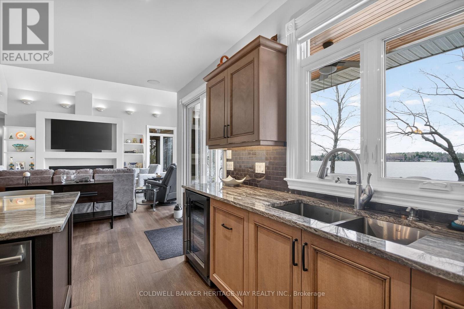 102 HERON LANE - 27