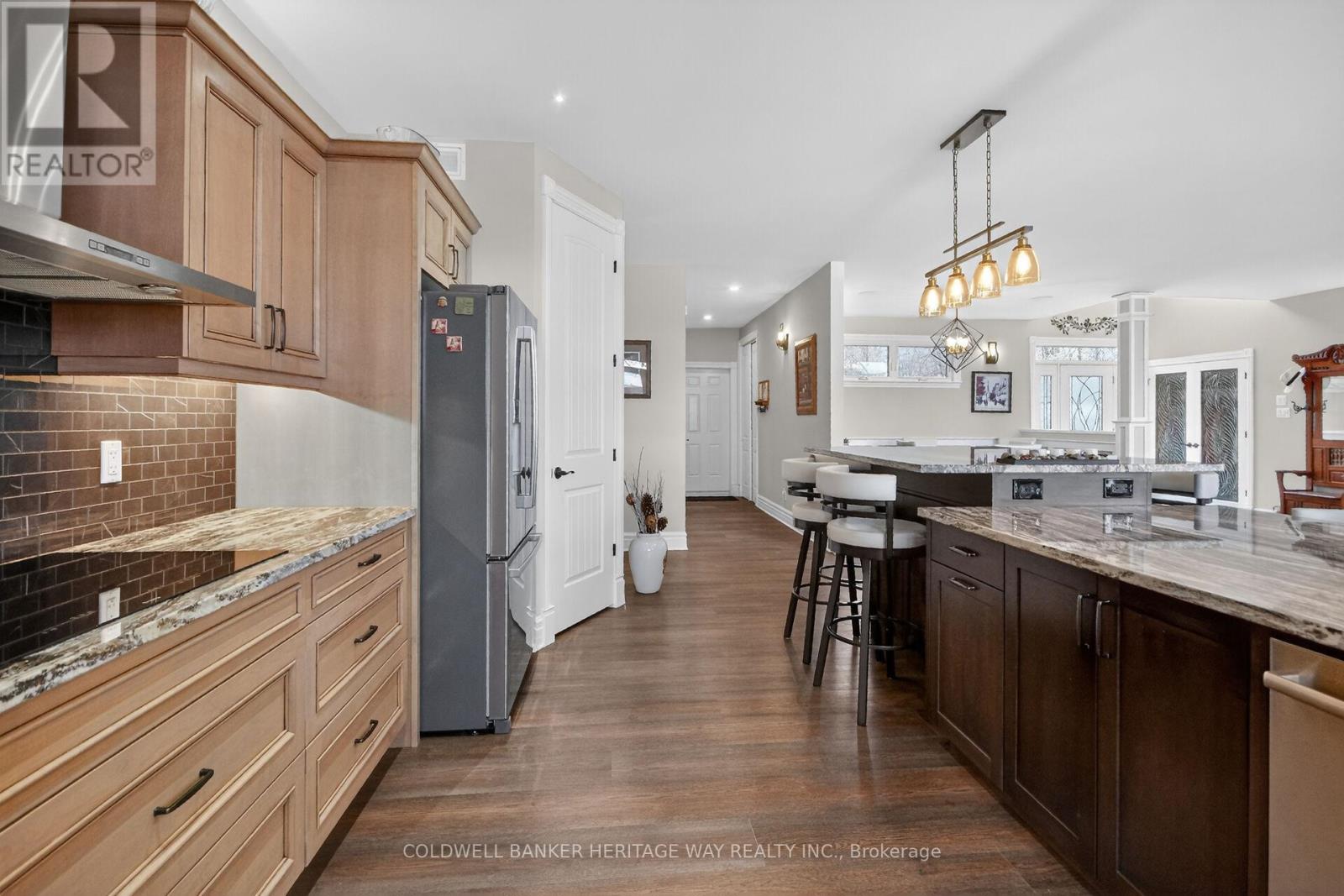 102 HERON LANE - 28