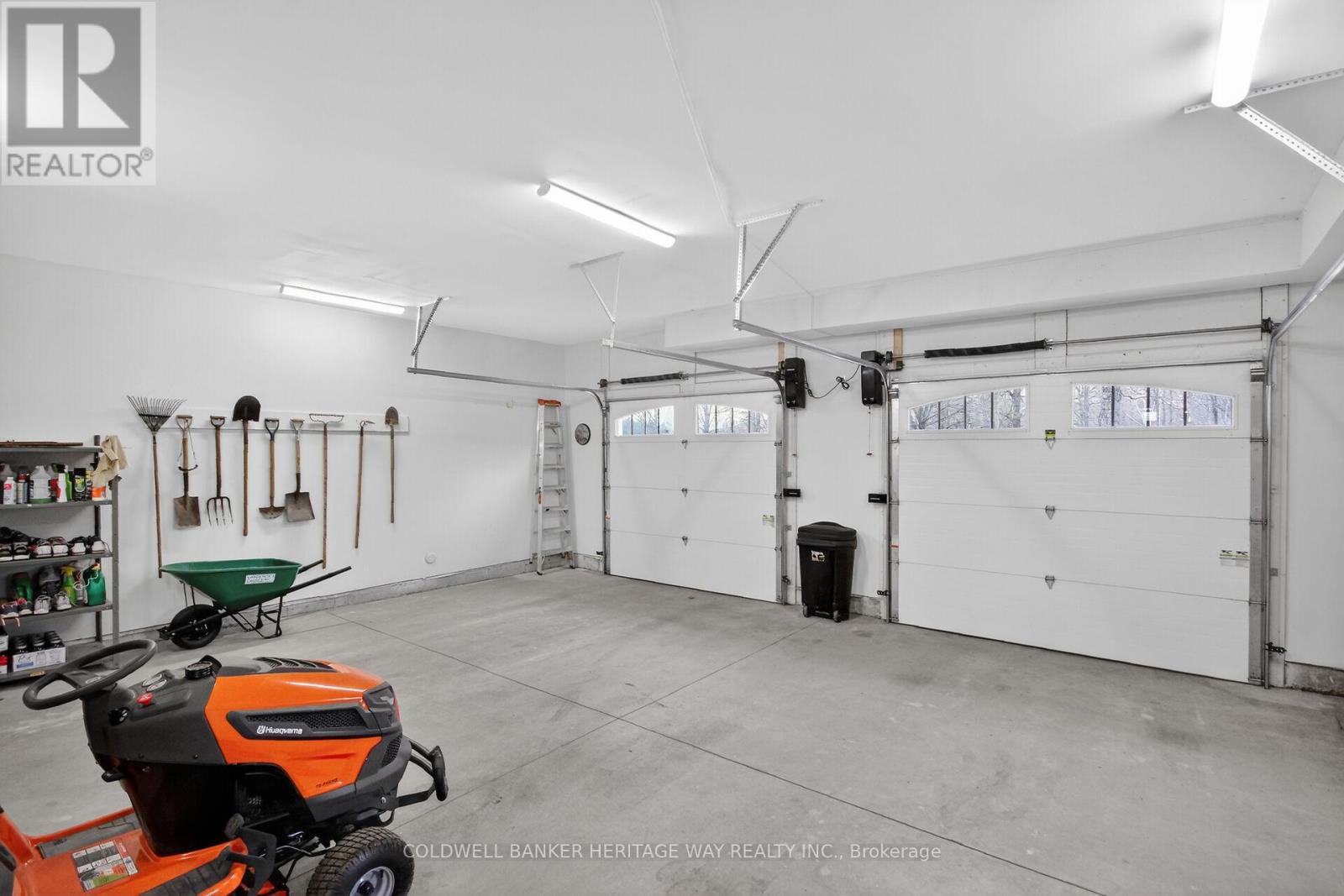 102 HERON LANE - 44