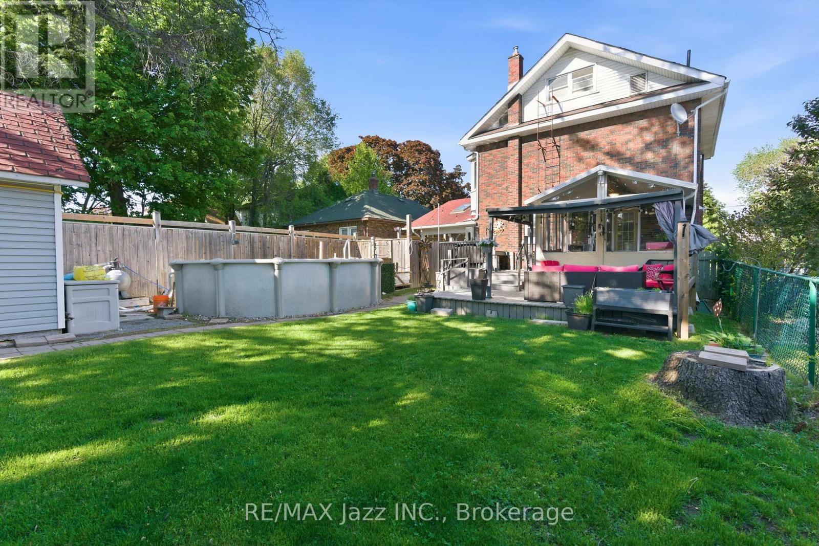 72 CADILLAC AVENUE S - 46
