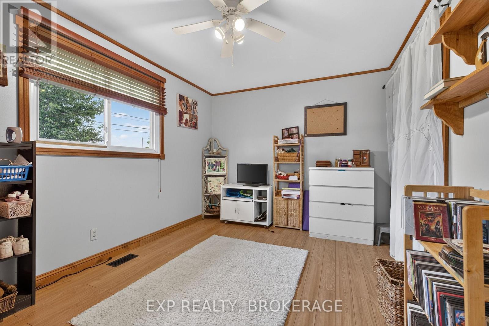1664 WALLBRIDGE LOYALIST ROAD - 14