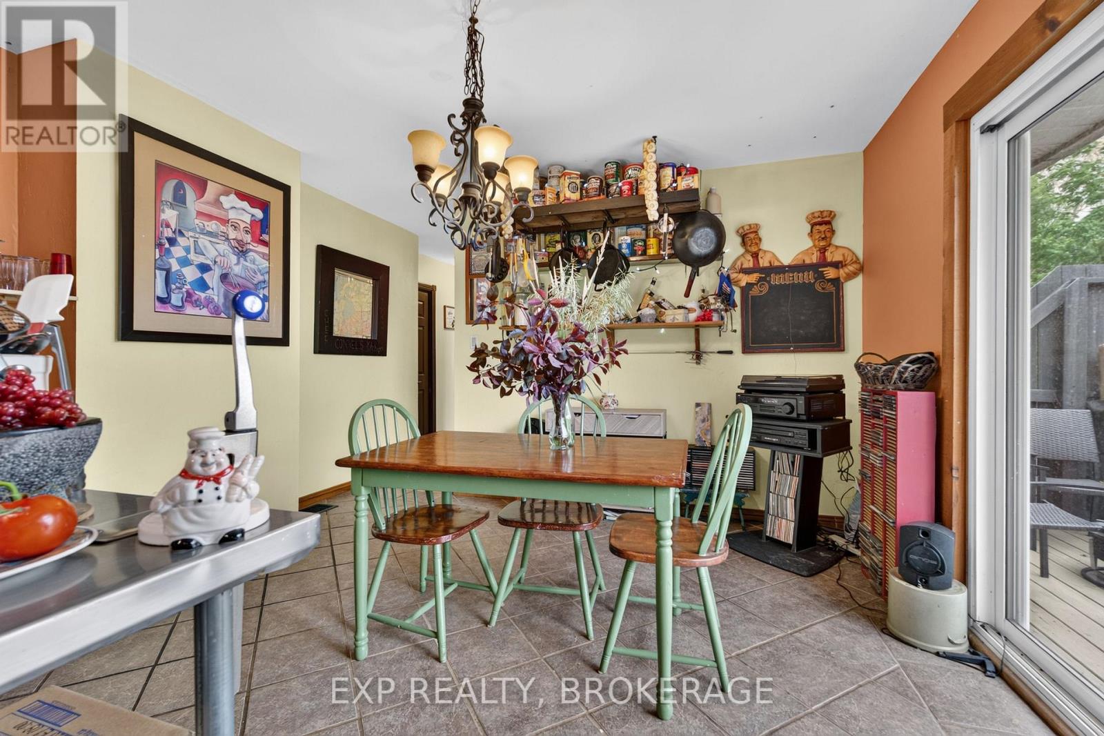 1664 WALLBRIDGE LOYALIST ROAD - 17