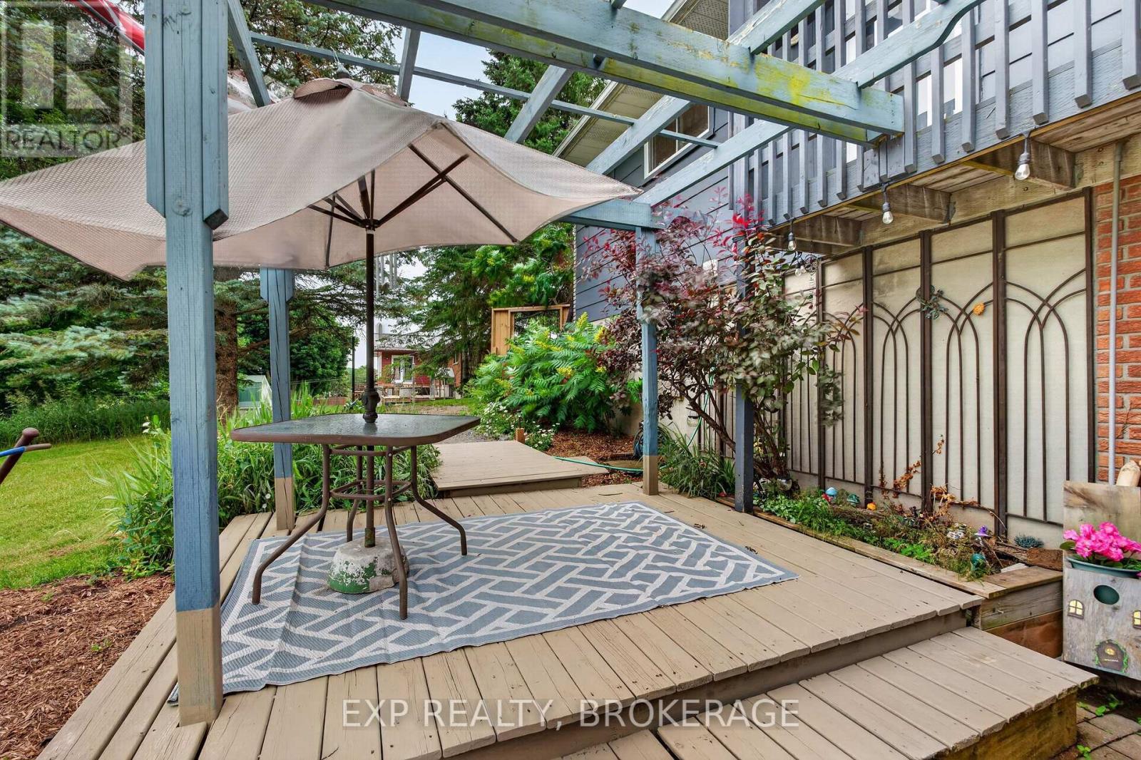 1664 WALLBRIDGE LOYALIST ROAD - 42