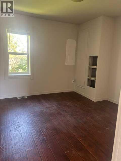 5147 53 Street - 10