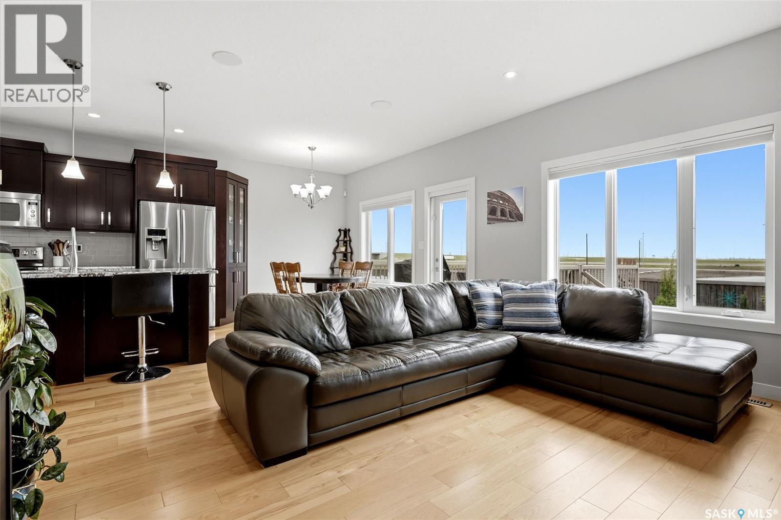 4741 Padwick AVENUE - 8