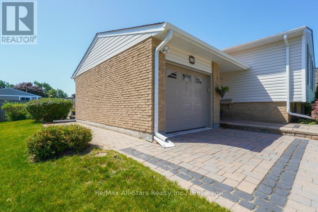 15 EDWIN STREET - 39