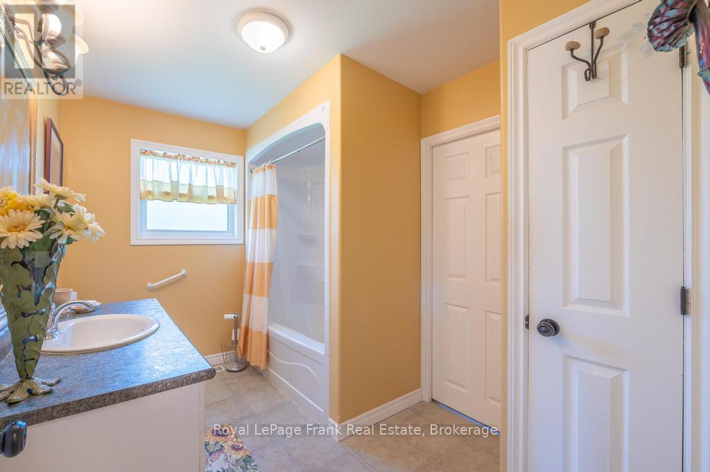 406 LAKEHURST CIRCLE ROAD - 26