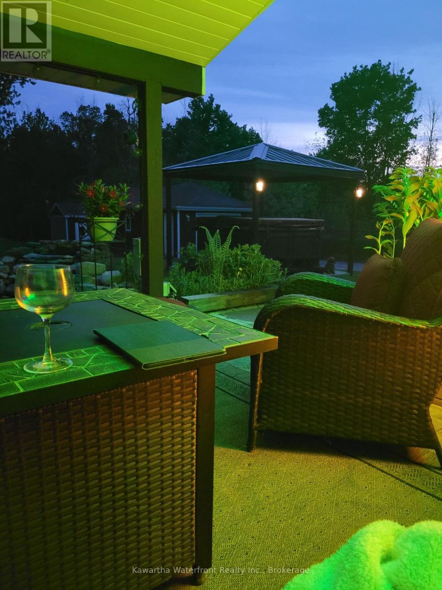 33 NORTHLINE ROAD - 37