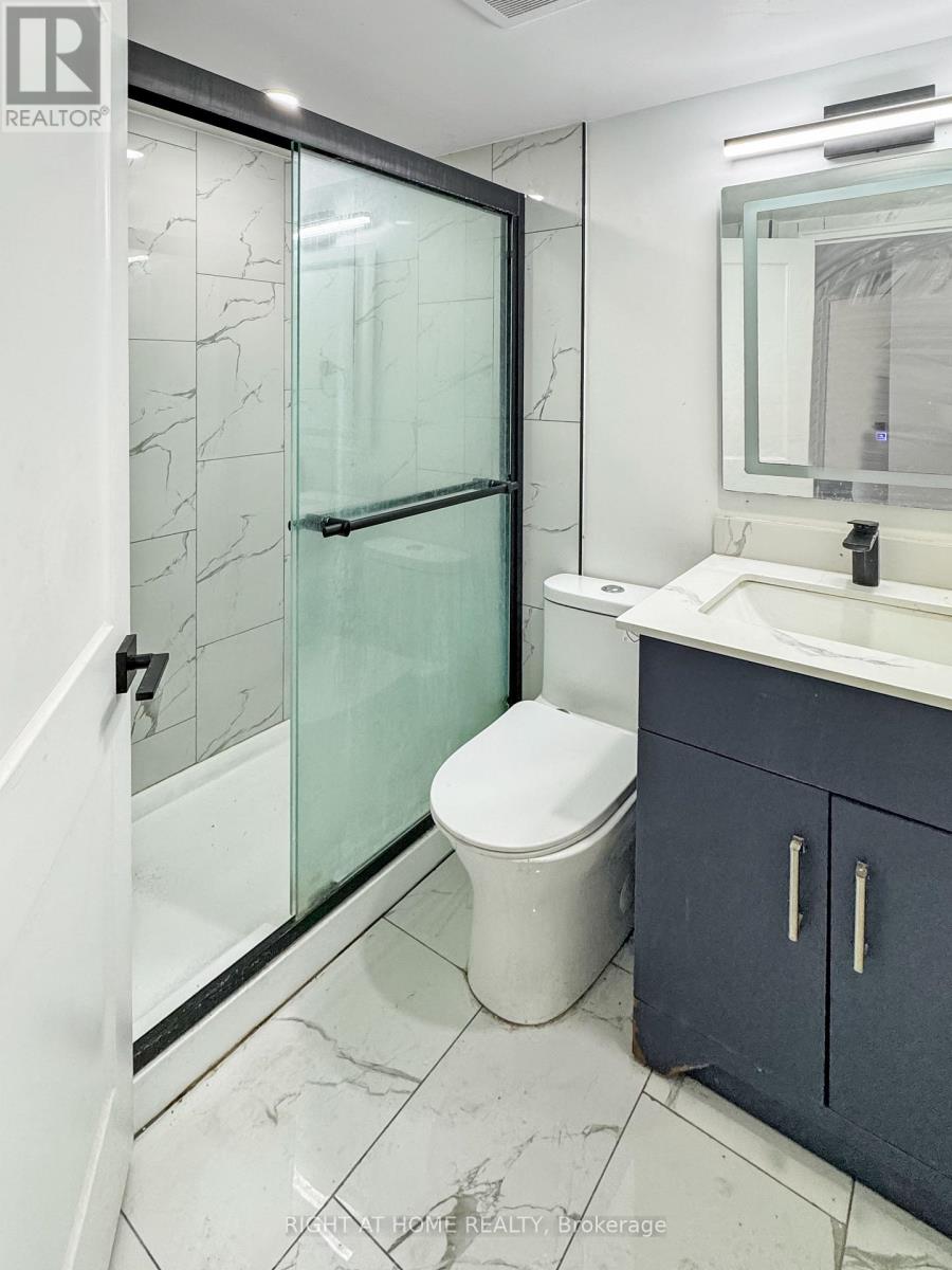 #101 1830 DUMONT STREET - 9