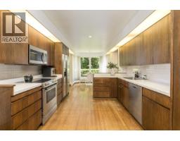 4576 Connaught Drive, Vancouver, BC V6J4E2 Photo 10