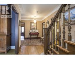 4576 Connaught Drive, Vancouver, BC V6J4E2 Photo 6