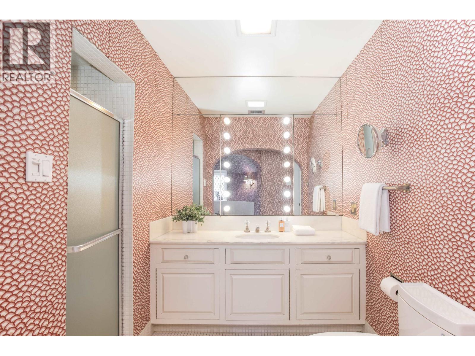 4576 CONNAUGHT DRIVE, Vancouver