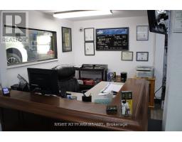8 - 443 Exeter Road, London South, ON N6E2Z3 Photo 6