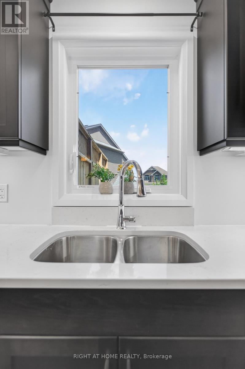 #48 1110 MEADOWLARK RIDGE - 15
