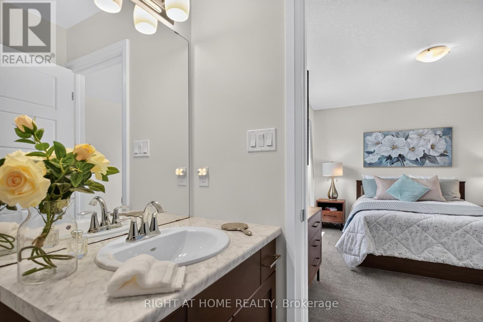 #48 1110 MEADOWLARK RIDGE - 29