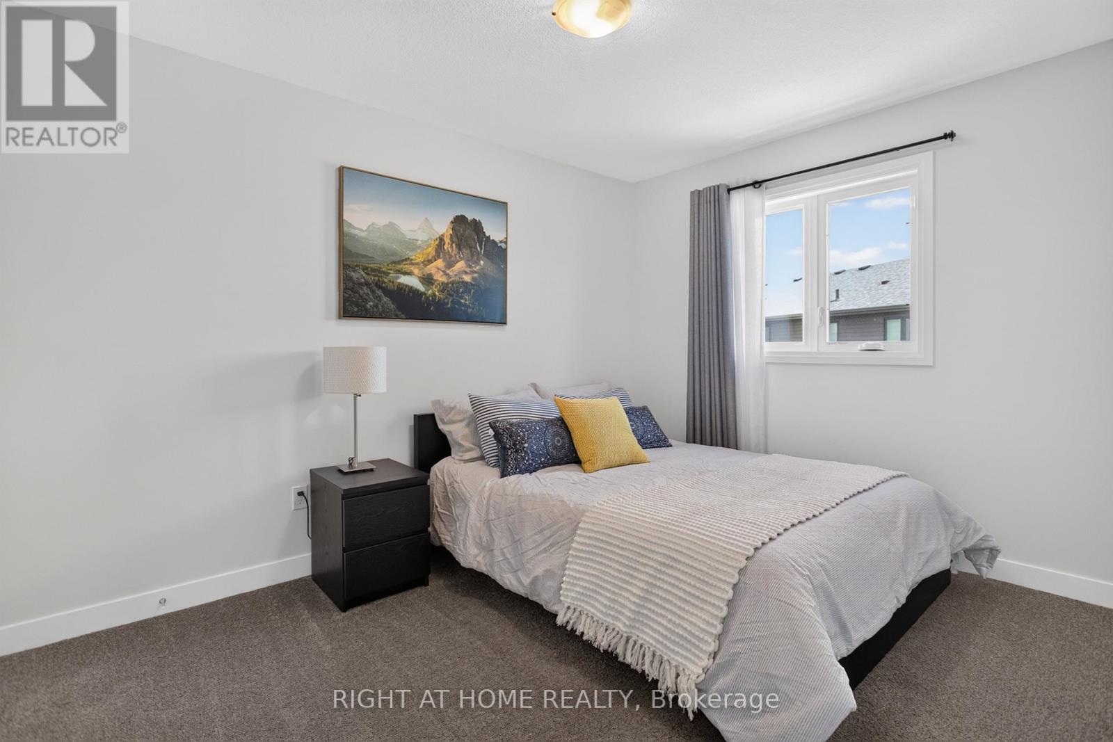 #48 1110 MEADOWLARK RIDGE - 30