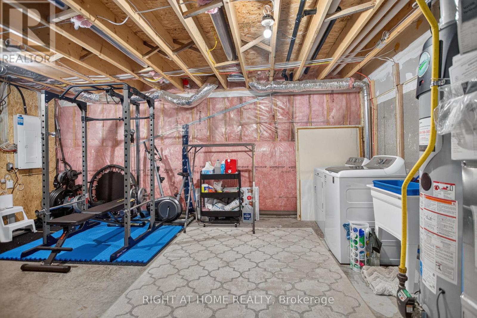 #48 1110 MEADOWLARK RIDGE - 42