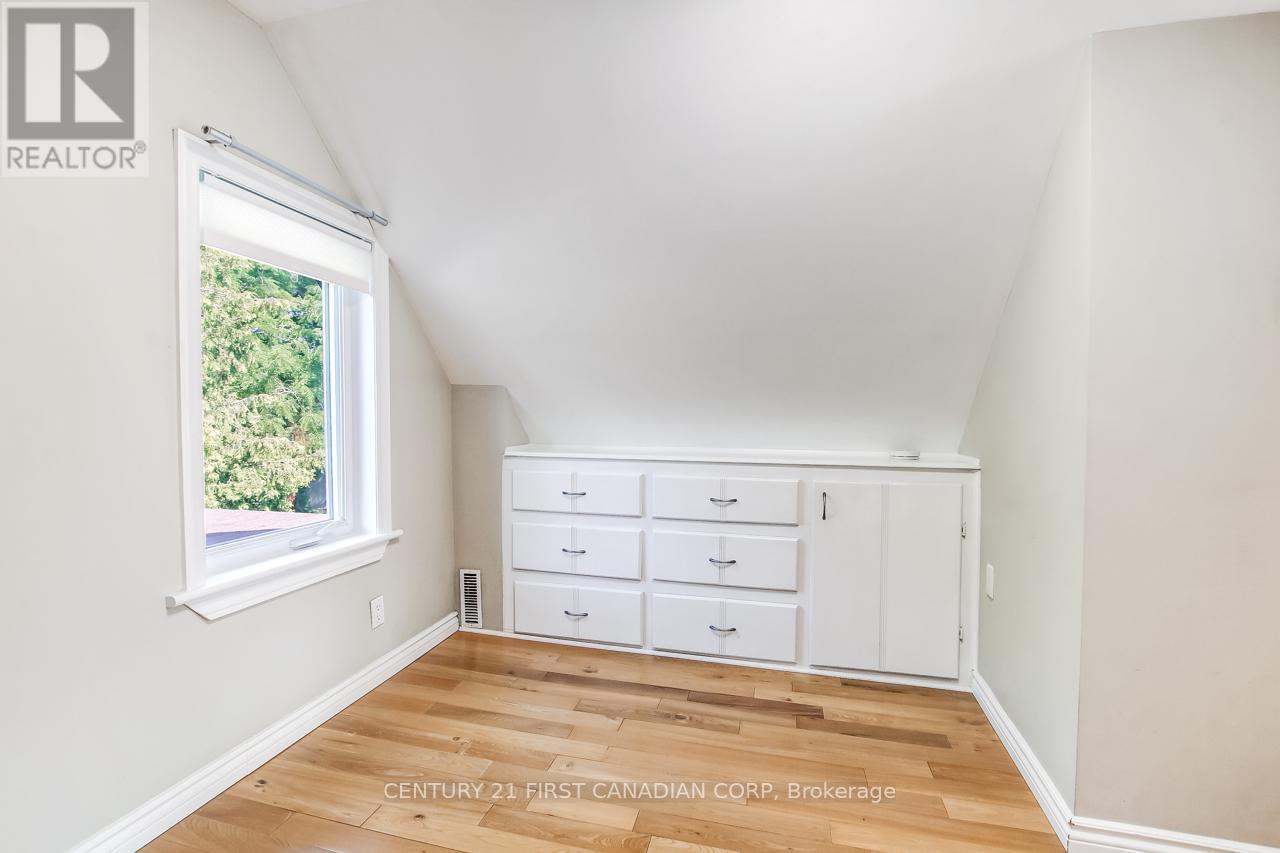 103 EDWARD STREET - 13