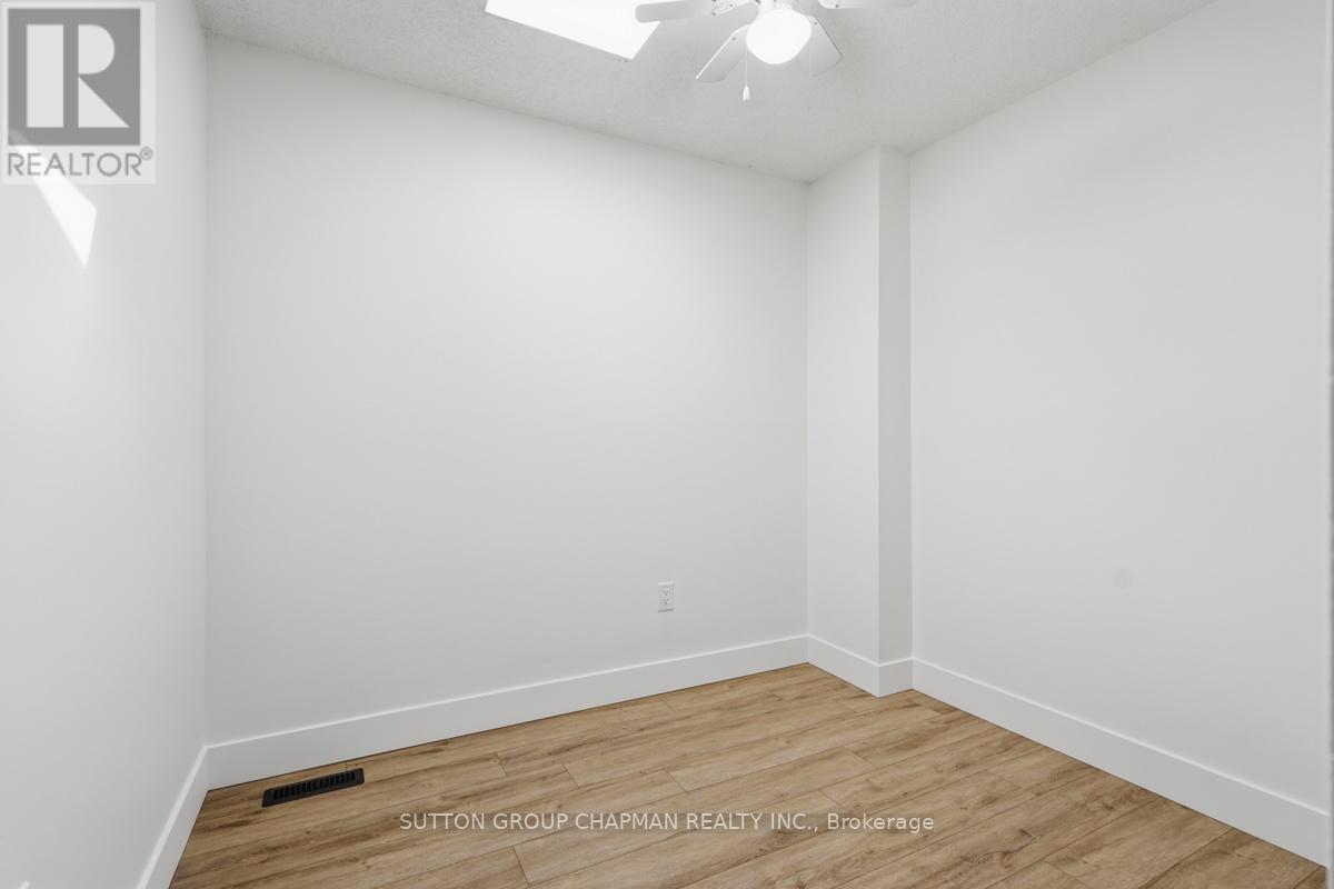 955 LAWSON ROAD - 17