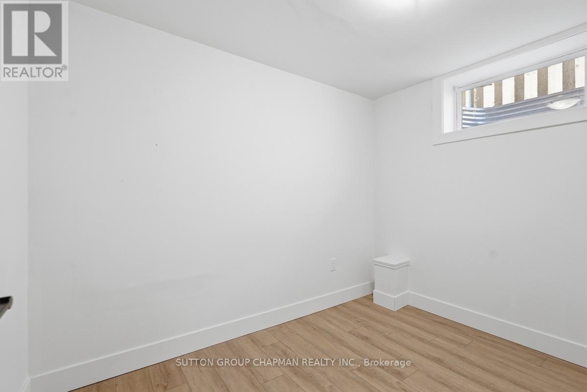 955 LAWSON ROAD - 25