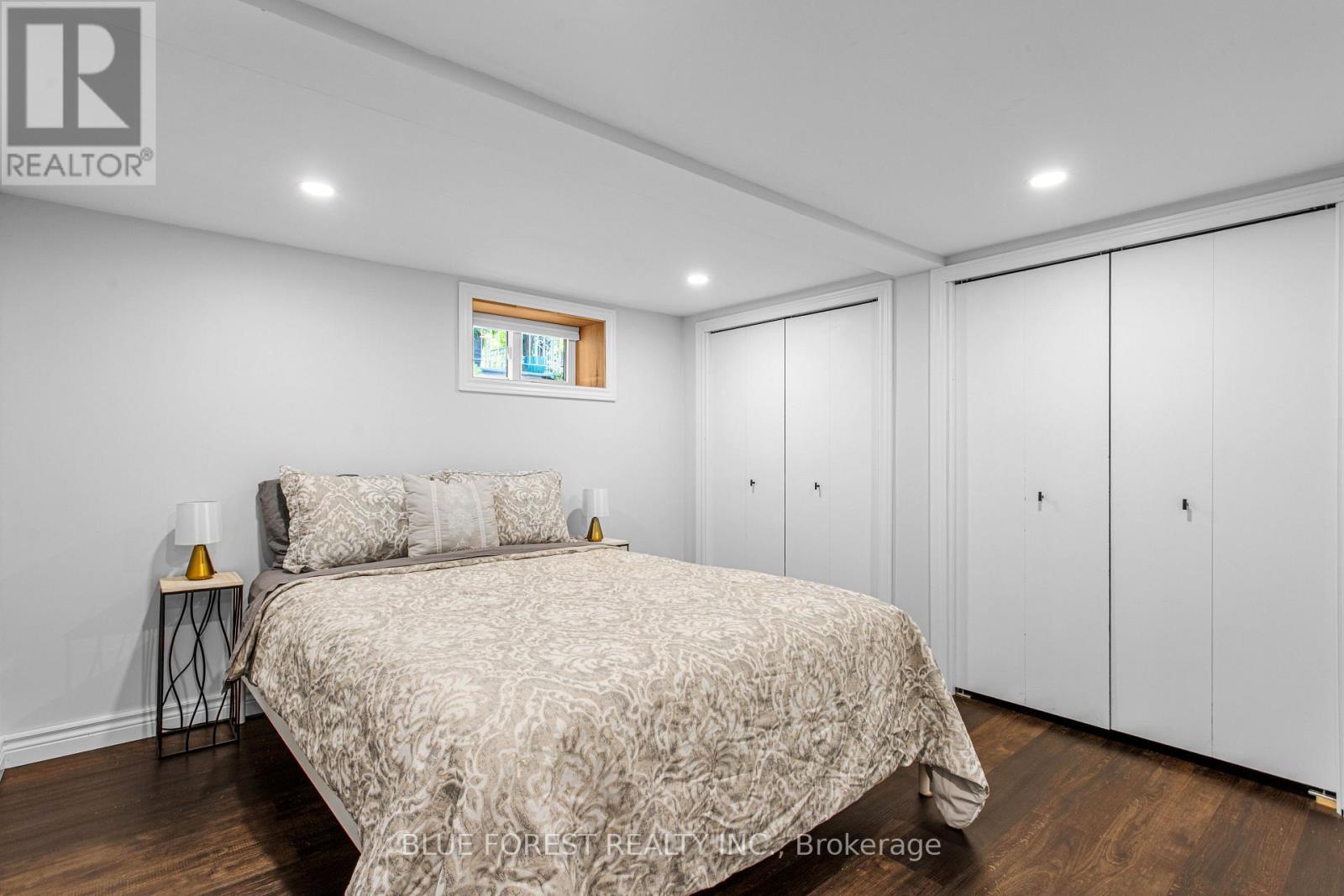 295 BULLER STREET - 41