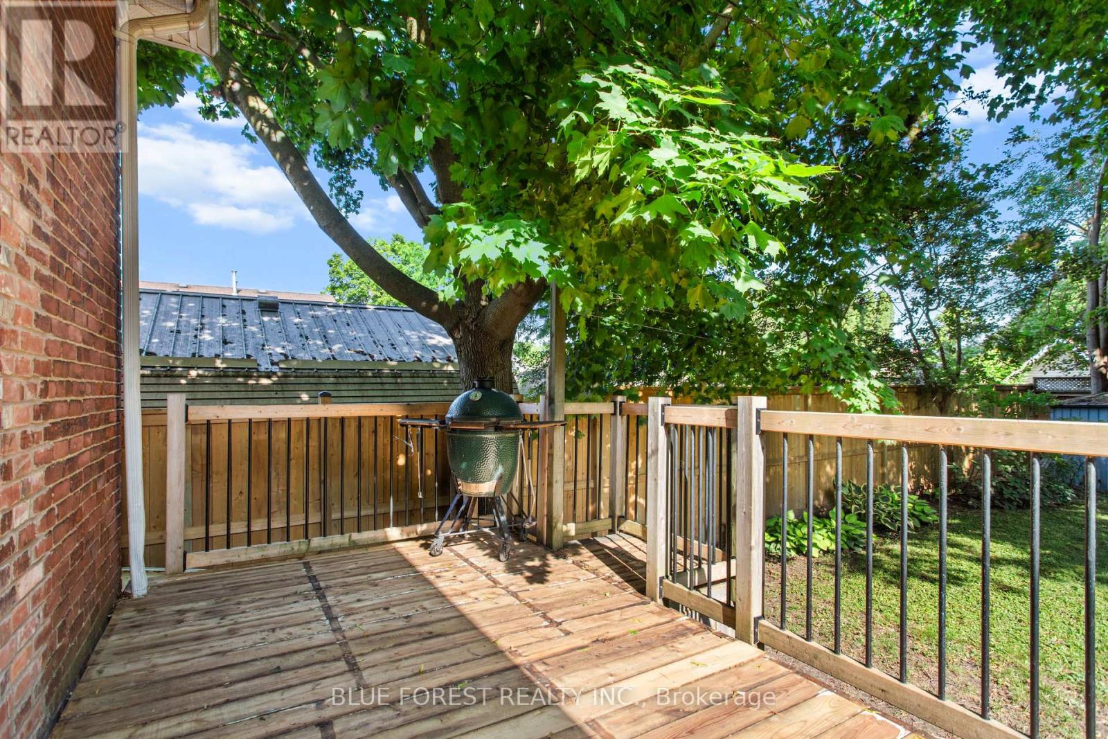 295 BULLER STREET - 45