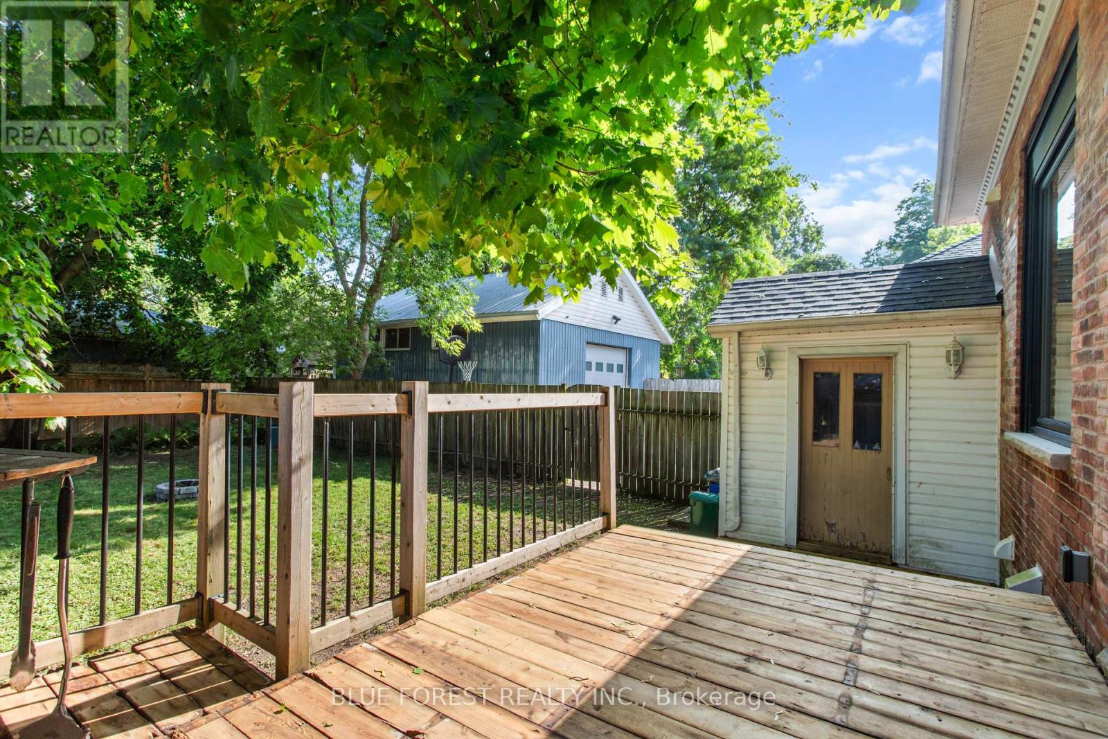 295 BULLER STREET - 46