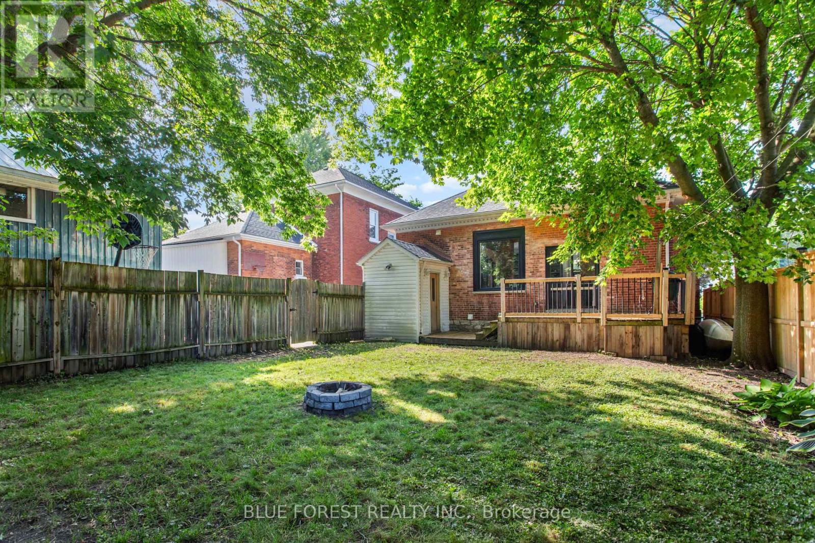 295 BULLER STREET - 50