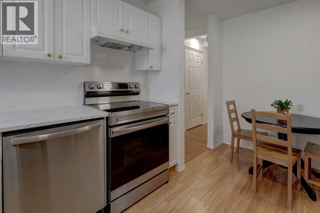 #10 707 Westmount Drive - 6