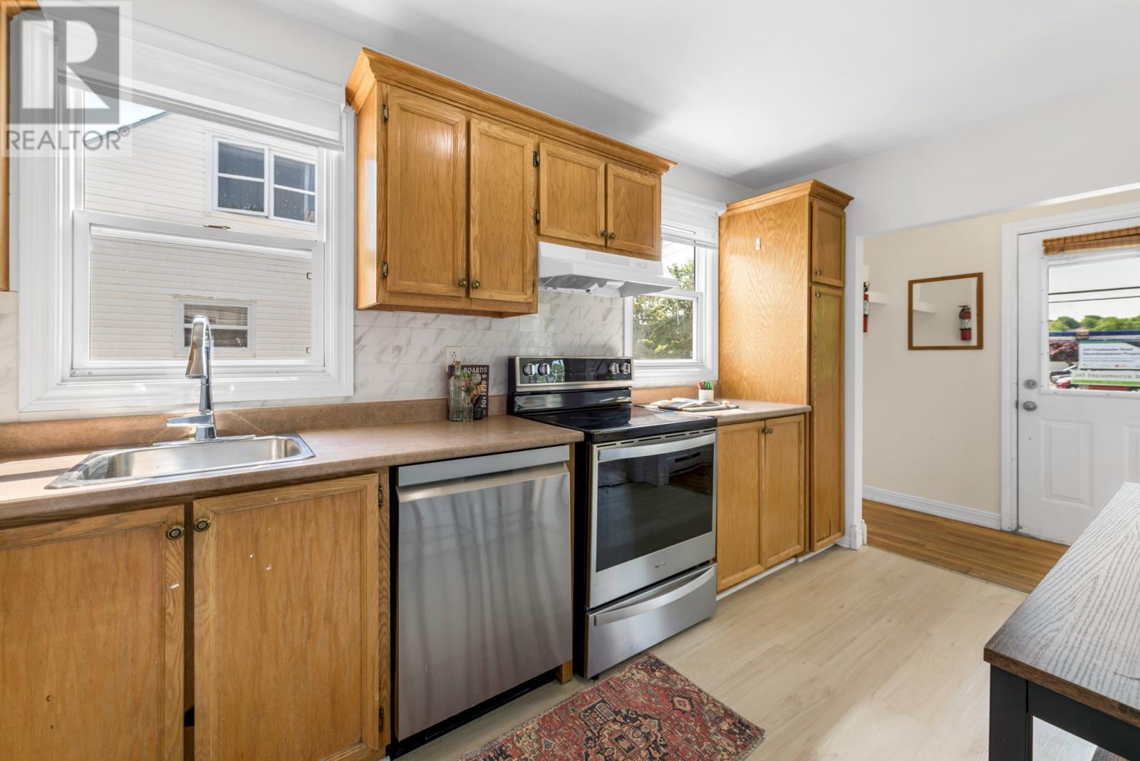 240 Freshwater Road - Image 8