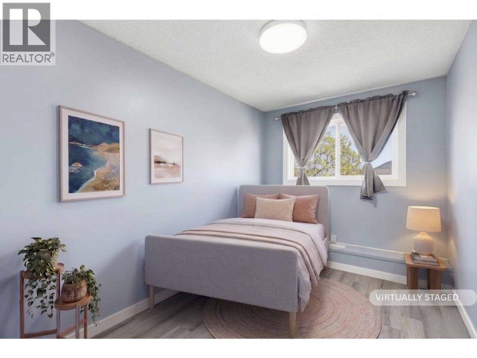 #22 1595 Summit Drive - 16