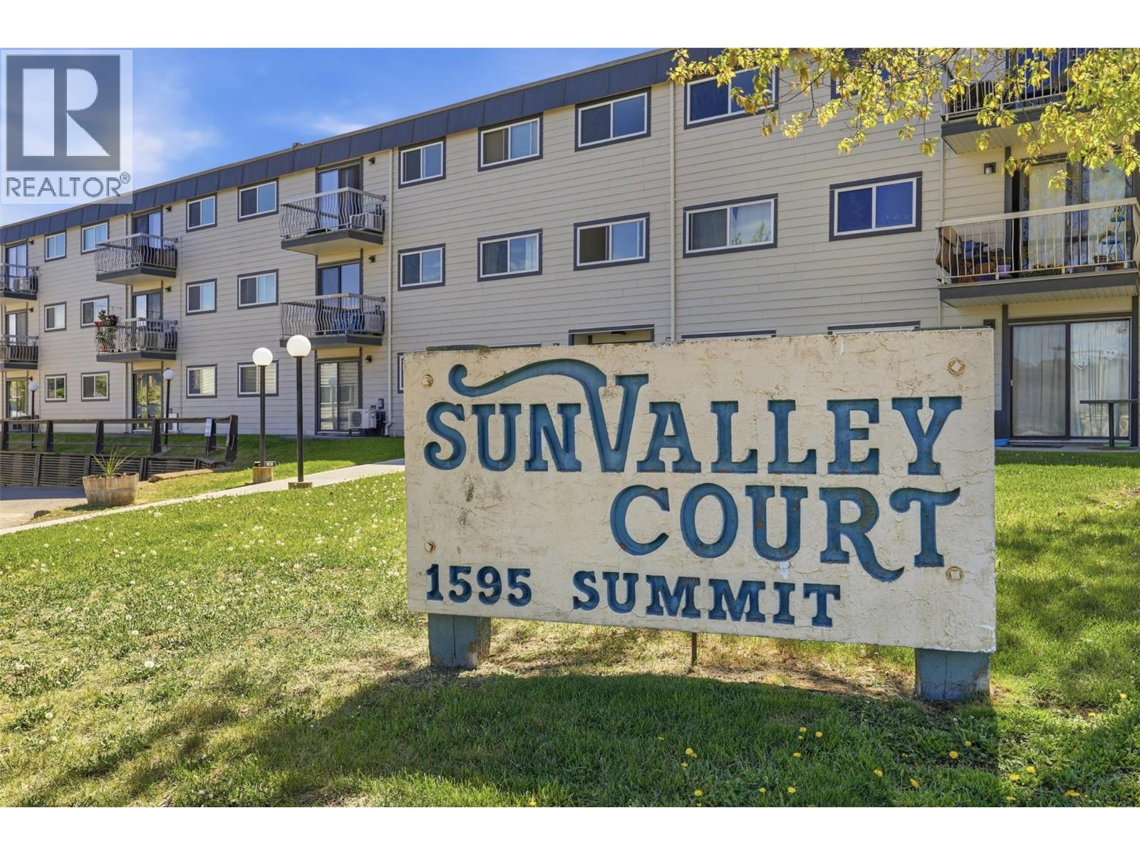 #22 1595 Summit Drive - 1
