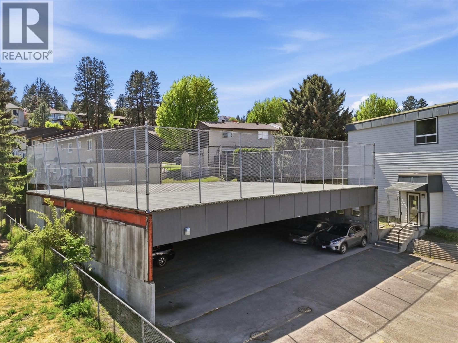 #22 1595 Summit Drive - 21