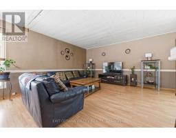 32848 Highway 17 Highway, Laurentian Hills, ON K0J1P0 Photo 12