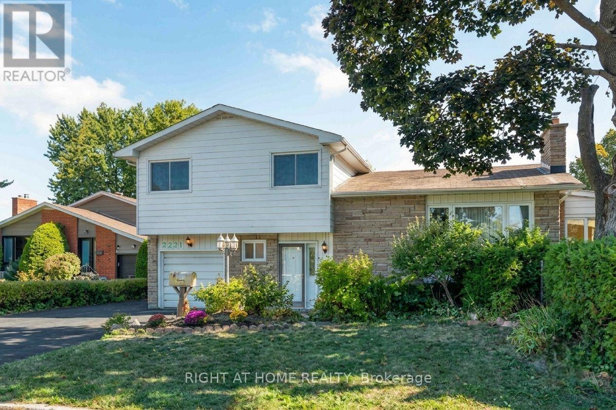 2221 CIRCLE PLACE - 2