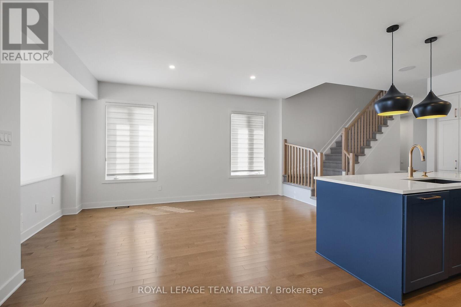 4 Bed, 3 Bath House for Rent in Ottawa – 799 CAIRN CRESCENT, Ottawa – MLS# X13518380 - Image 21